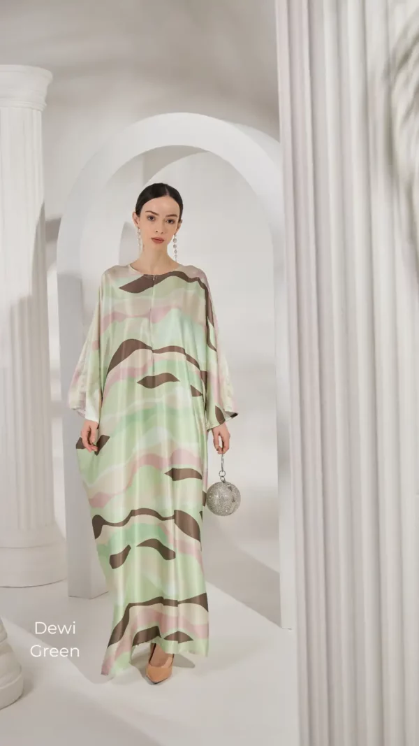 Caftan Dewi (READY STOK)
